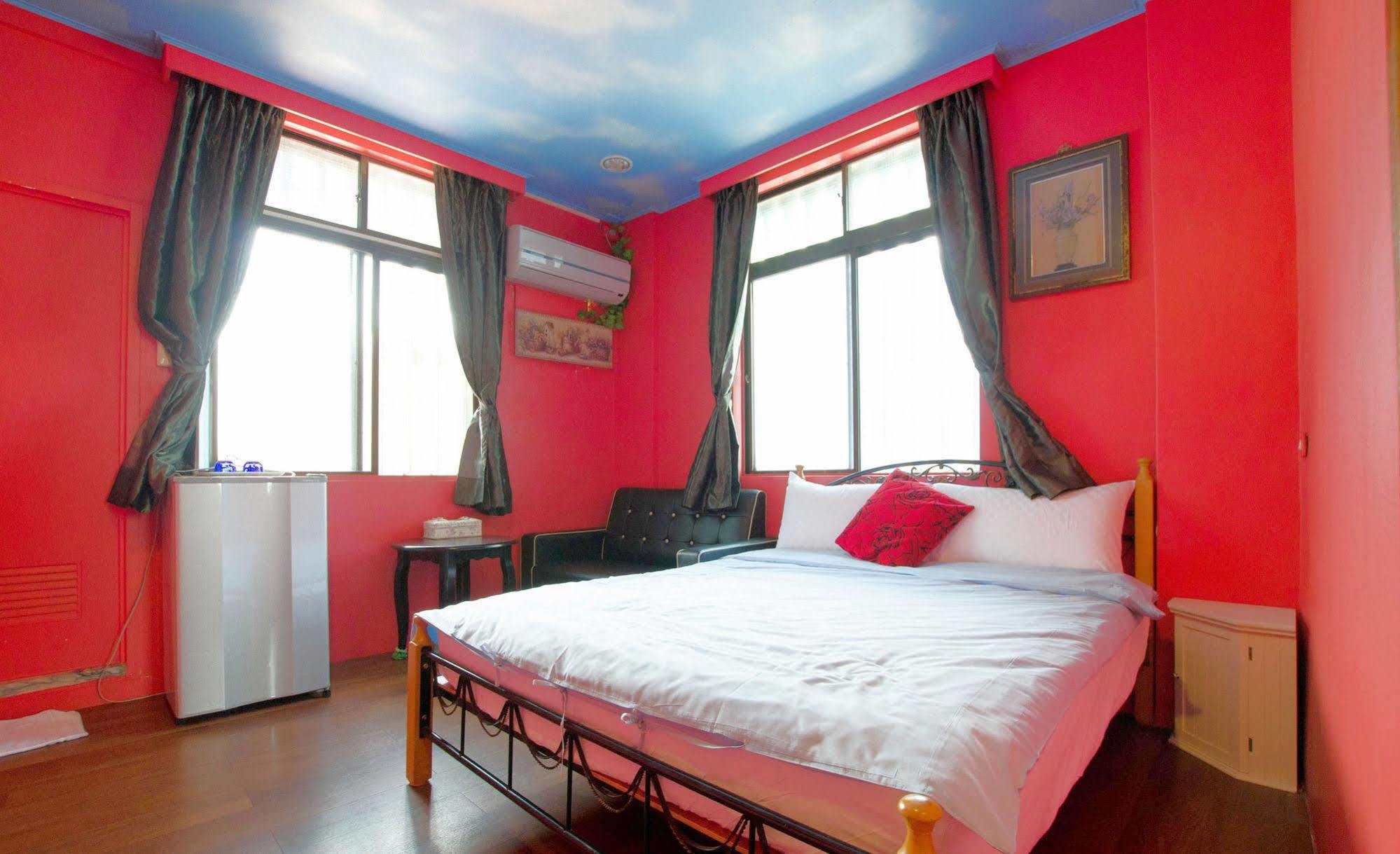 Lantian Baiyun Apartment Kota Hualien Bagian luar foto